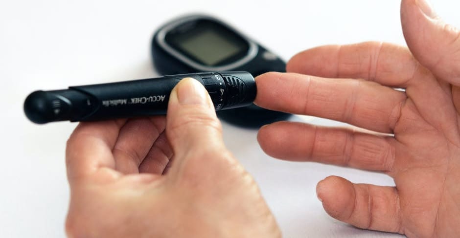 Natural supplements to lower blood pressure levels diabetic pricking finger to test insulin